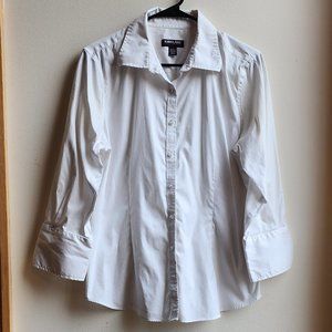 Kirkland Signature White Button Down Shirt Size Large